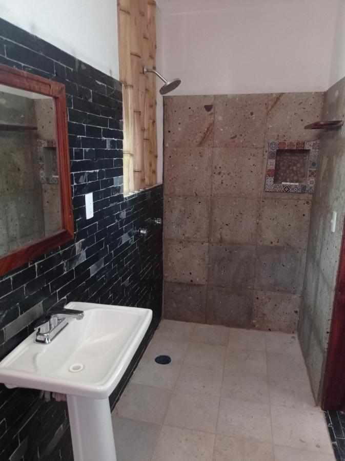 Bungalows Y Cabanas, Las Barracas De La Barra Malucano Ngoại thất bức ảnh