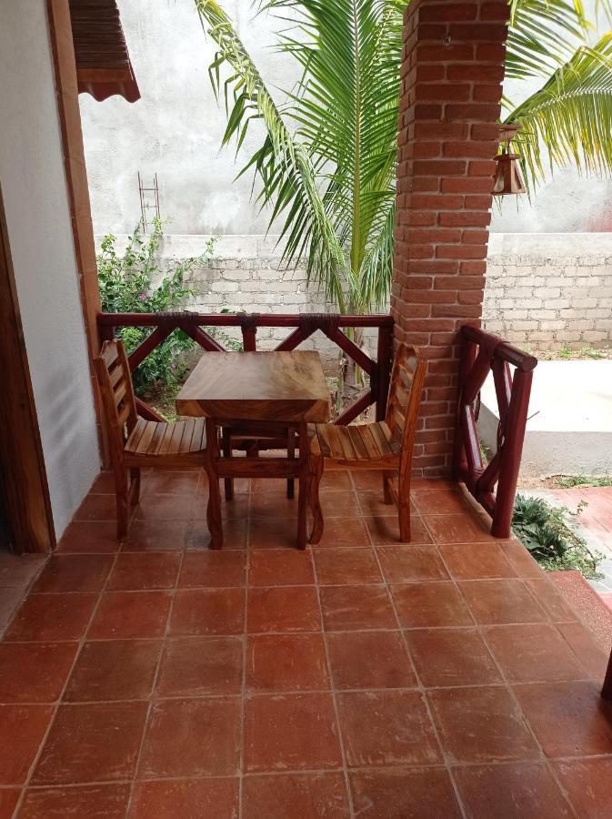 Bungalows Y Cabanas, Las Barracas De La Barra Malucano Ngoại thất bức ảnh