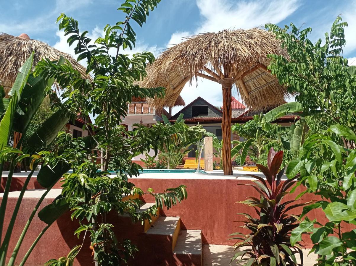 Bungalows Y Cabanas, Las Barracas De La Barra Malucano Ngoại thất bức ảnh