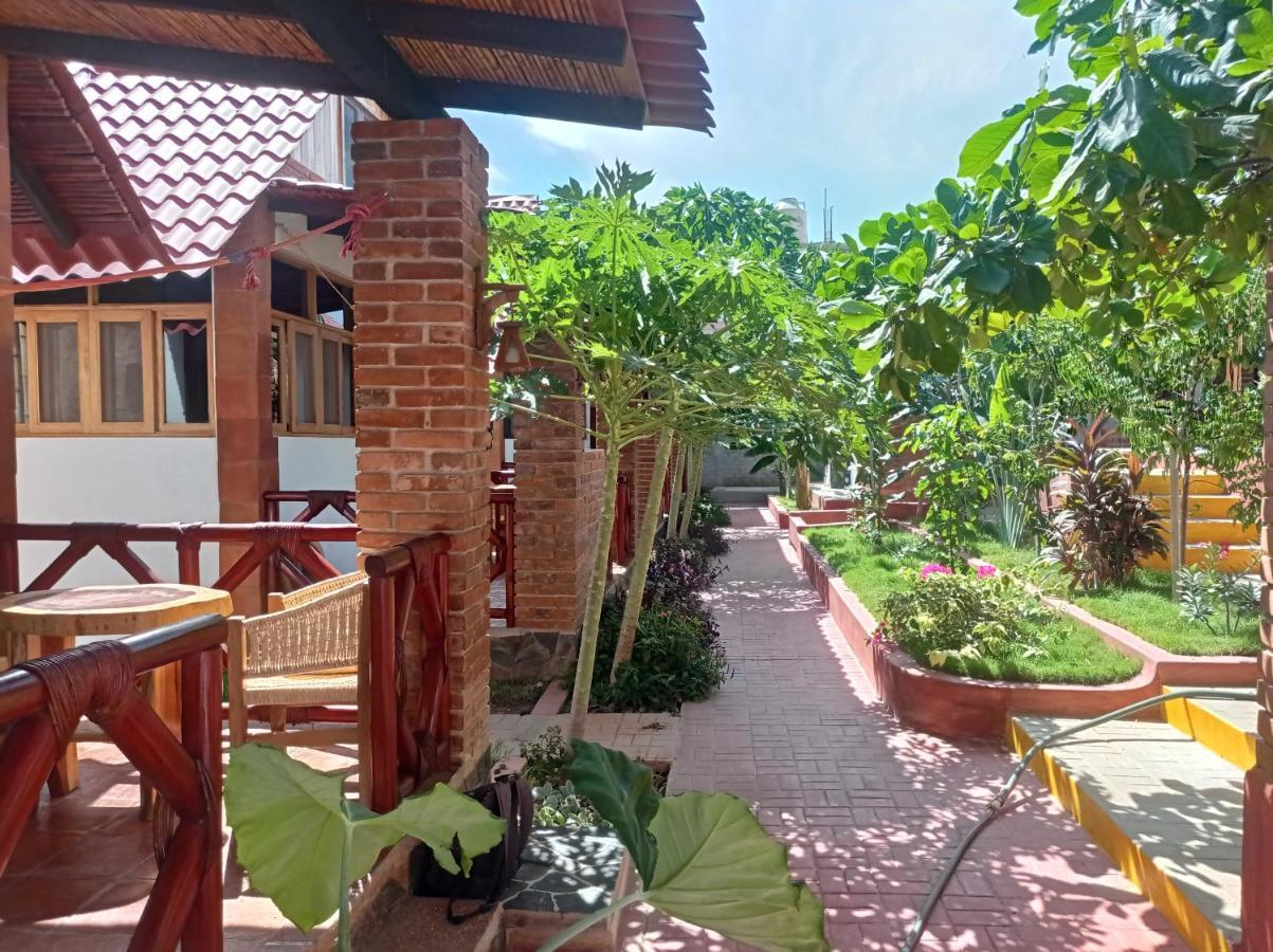 Bungalows Y Cabanas, Las Barracas De La Barra Malucano Ngoại thất bức ảnh